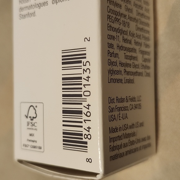 Rodan and Fields Reverse 3PM Step #3 tone correcting treatment. - Picture 6 of 7